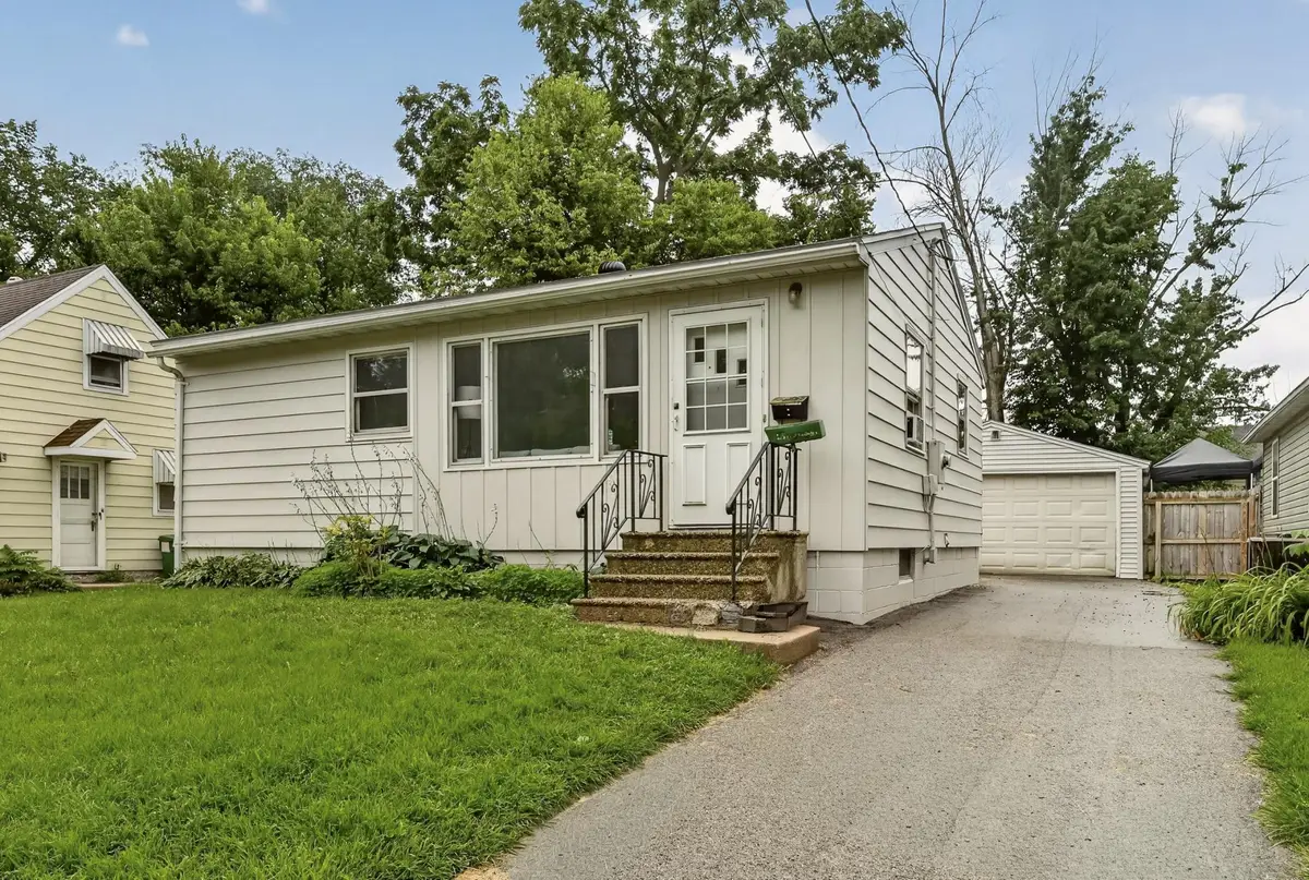 1520 5th Street Ne, Rochester, MN 55906 - #1