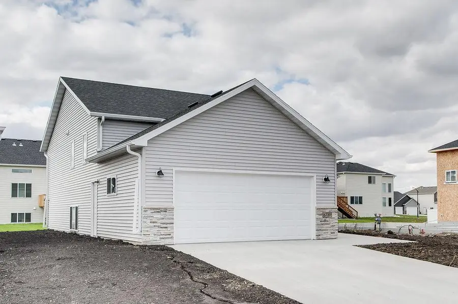 6739 Selkirk Drive S, Fargo, ND 58104 - #2