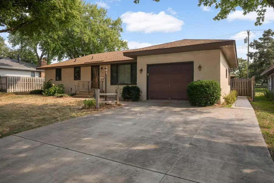 610 57th Avenue Ne, Fridley, MN 55432 - #3