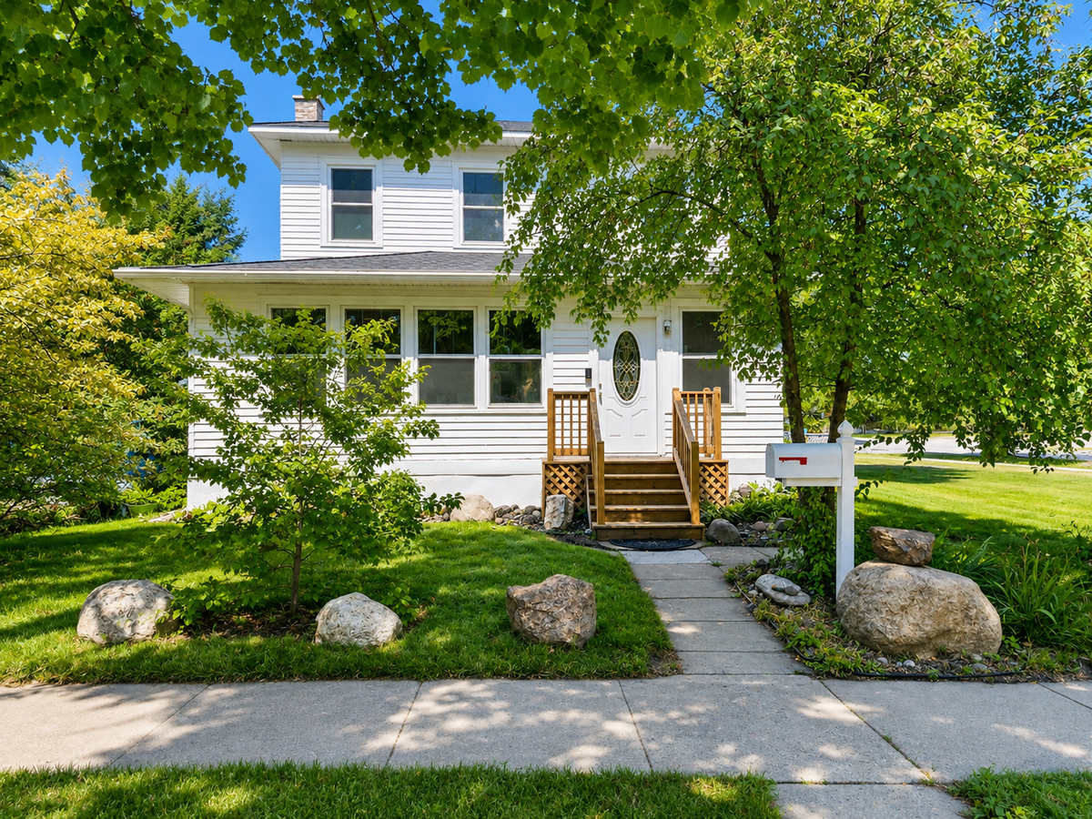 319 5th Street Ne, Staples, MN 56479 - #1