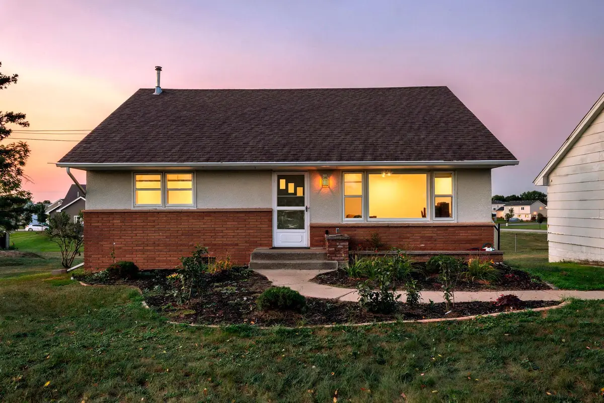 527 River Road Ne, Hanover, MN 55341 - #1