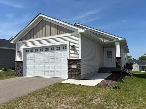 441 Grant Avenue Se, Hutchinson, MN 55350
