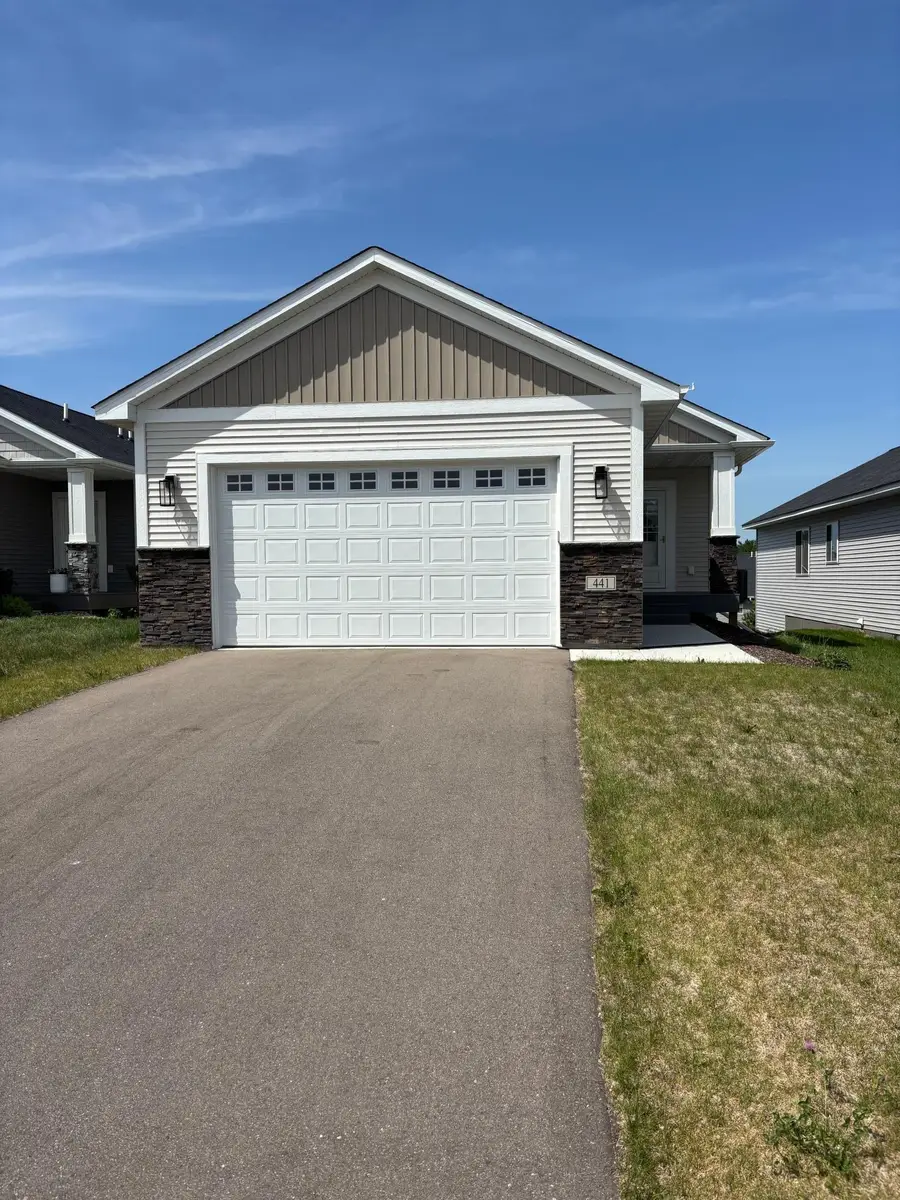 441 Grant Avenue Se, Hutchinson, MN 55350 - #2