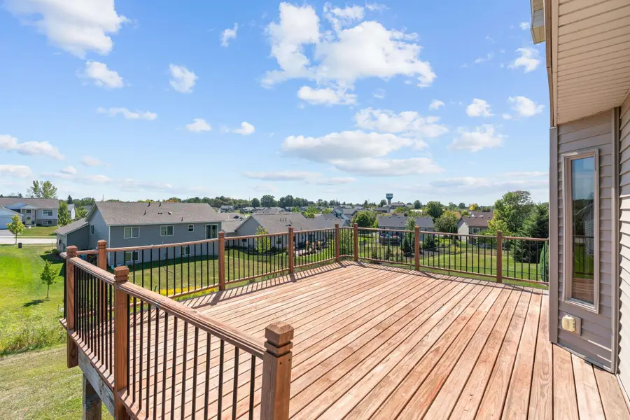 930 Aspen Circle, Watertown, MN 55388 - #3
