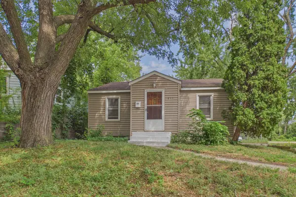 1853 Taylor Avenue, Saint Paul, MN 55104
