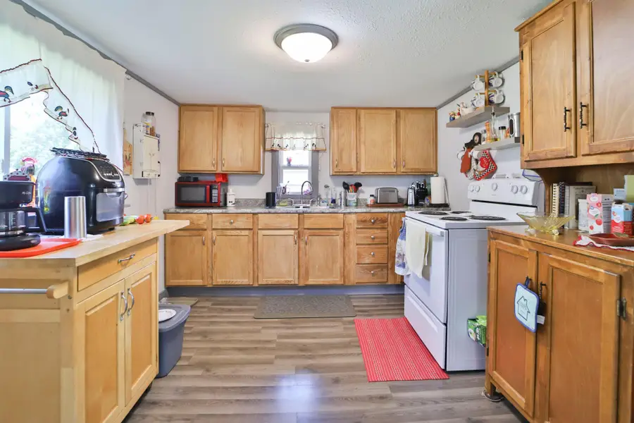 515 SW 2nd Street Sw, Staples, MN 56479 - #2