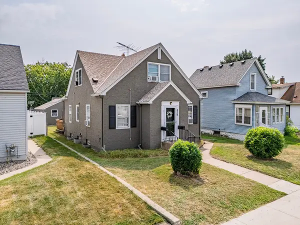 429 5th Avenue S, South Saint Paul, MN 55075