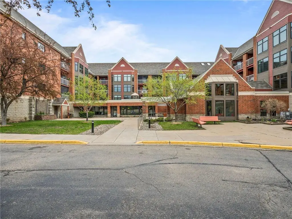 500 County Road B W #113, Roseville, MN 55113 - #1
