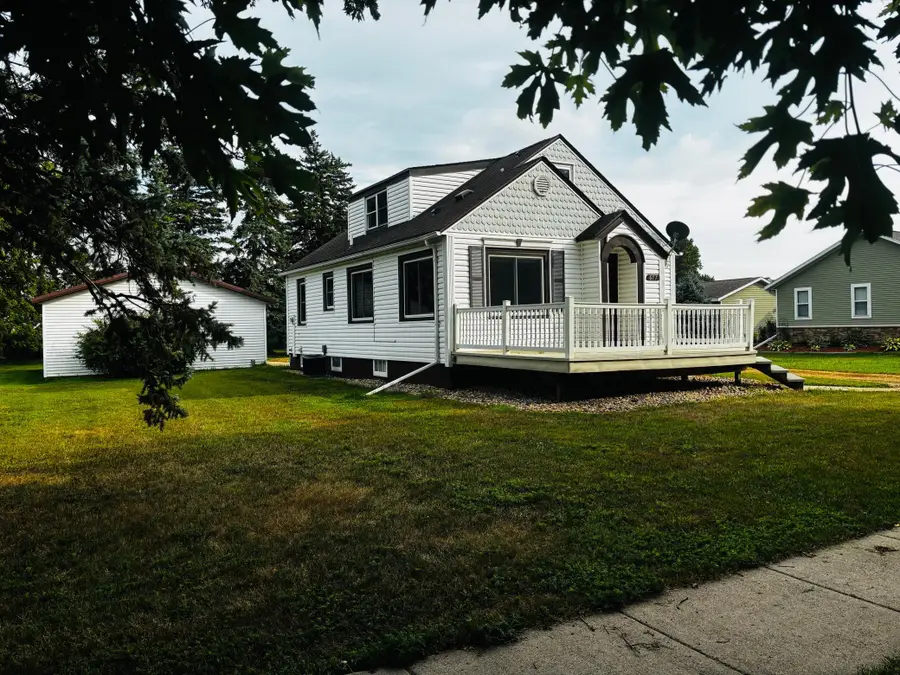 617 3rd Avenue, Brewster, MN 56119 - #3