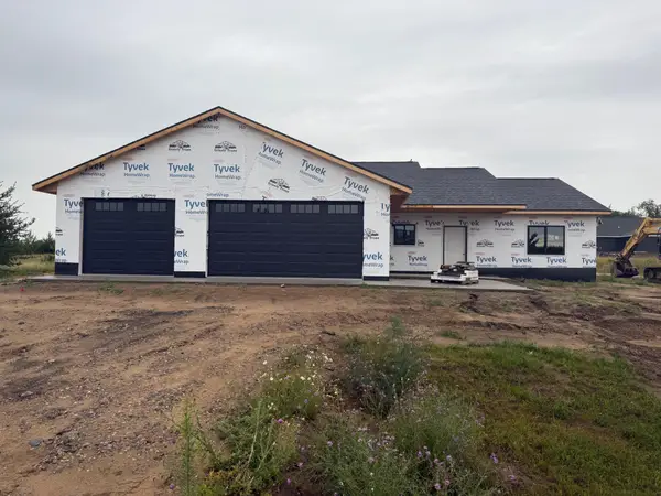 1320 Whiting Road Nw #38, Bemidji, MN 56601