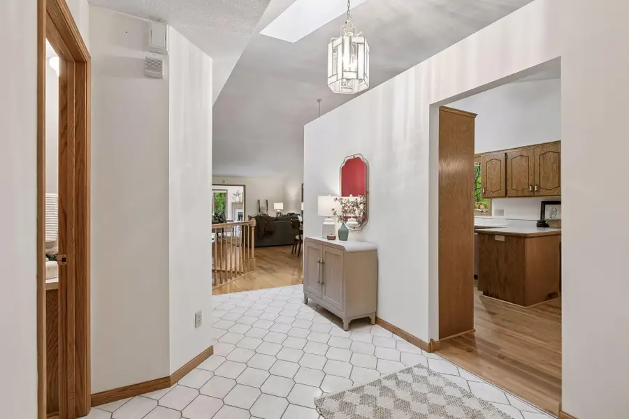 695 Emerald Ridge, Roseville, MN 55113 - #3