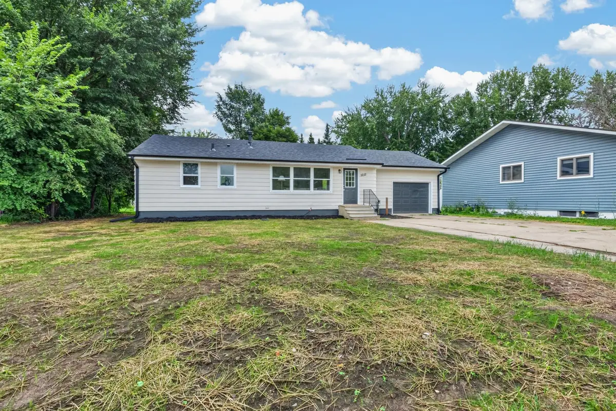 1211 Sunnyside Drive, Farmington, MN 55024 - #1