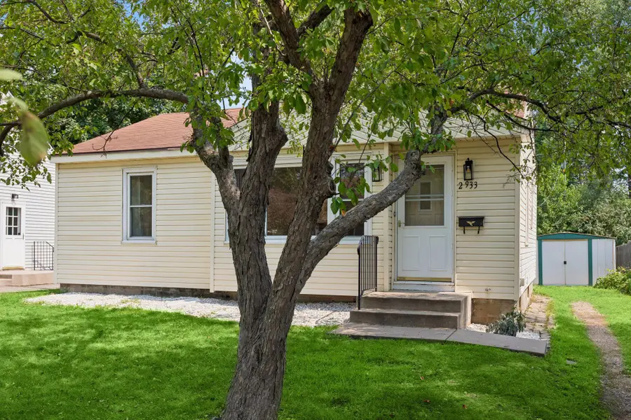 2933 Hillsboro Avenue S, Saint Louis Park, MN 55426 - #2