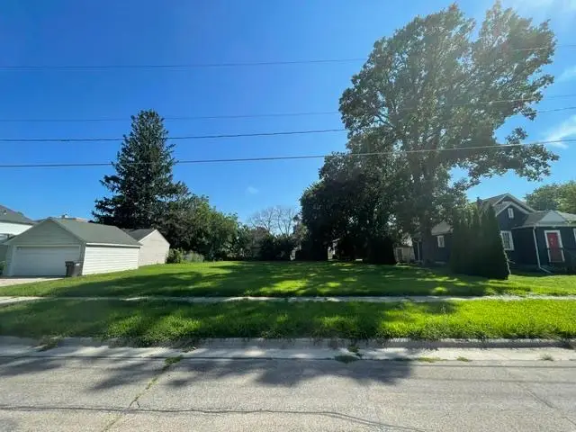 607 6th Avenue Nw, Austin, MN 55912 - #1