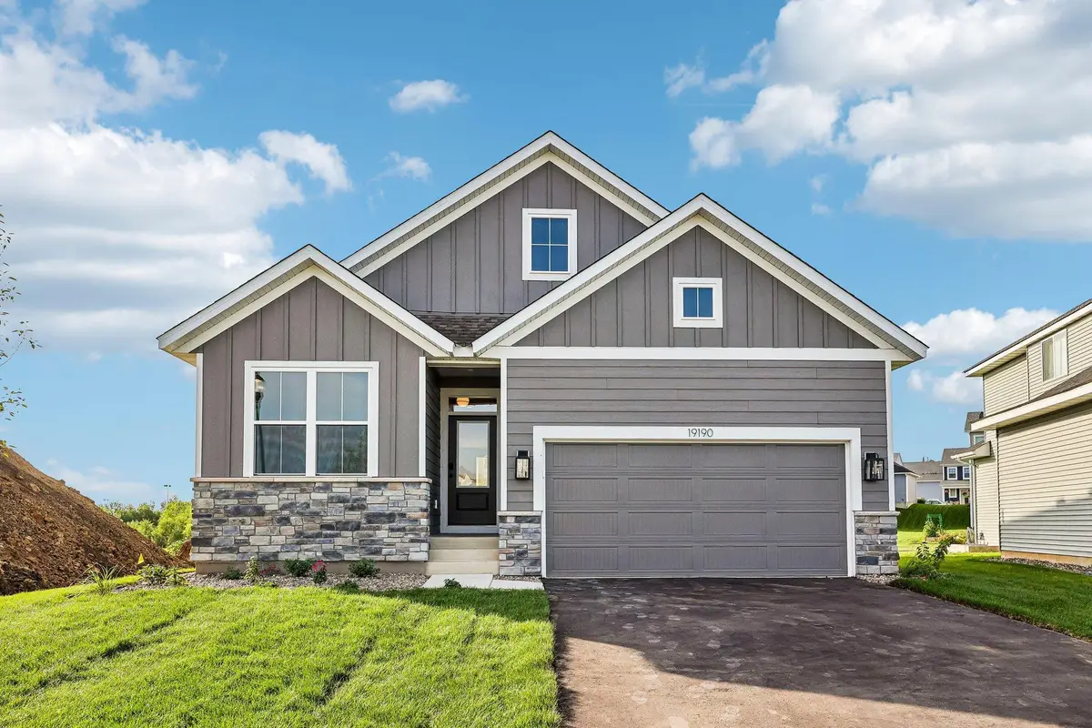 19190 Cloverleaf Way, Farmington, MN 55024 - #1