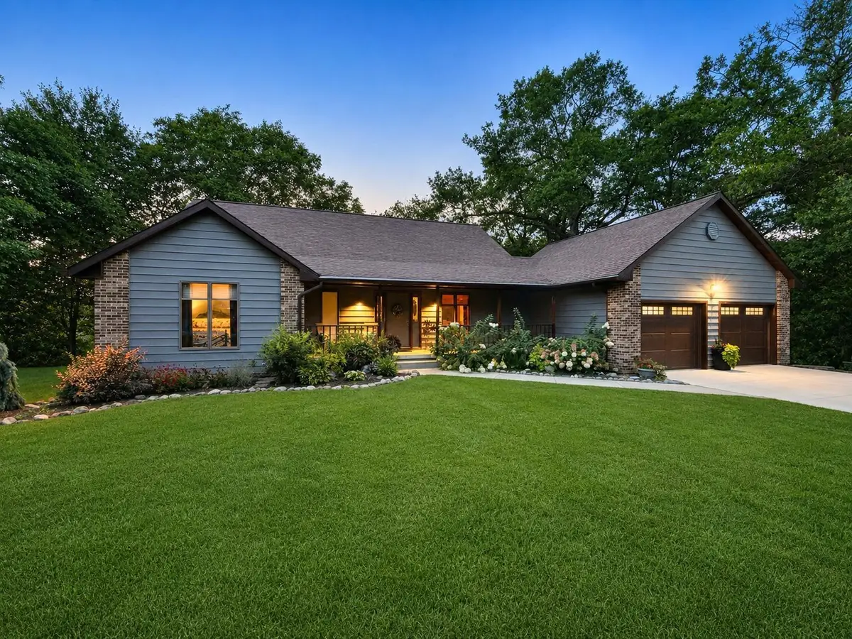 4101 13th Street Ne, Austin, MN 55912 - #1