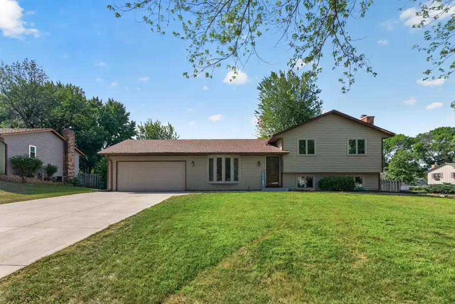 8305 69th Street S, Cottage Grove, MN 55016 - #3