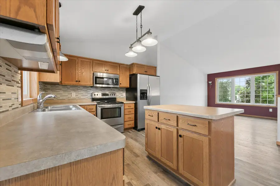 407 66th Street Sw, Waverly, MN 55390 - #3