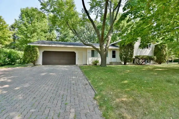 801 Maywood Drive, Saint Cloud, MN 56303