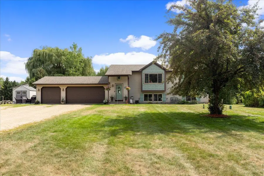 3488 Essen Road Ne, Cambridge, MN 55008 - #3