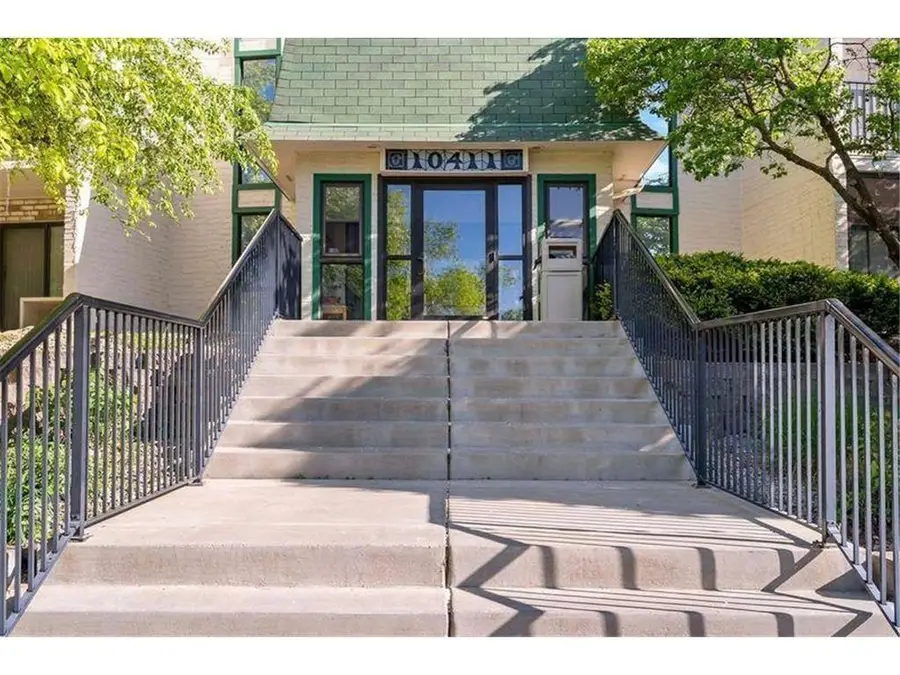 10411 Cedar Lake Road #213, Minnetonka, MN 55305 - #3