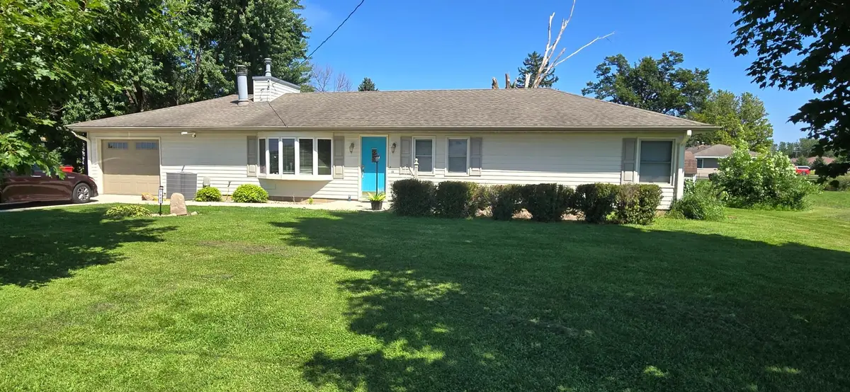 3002 4th Street Ne, Austin, MN 55912 - #1