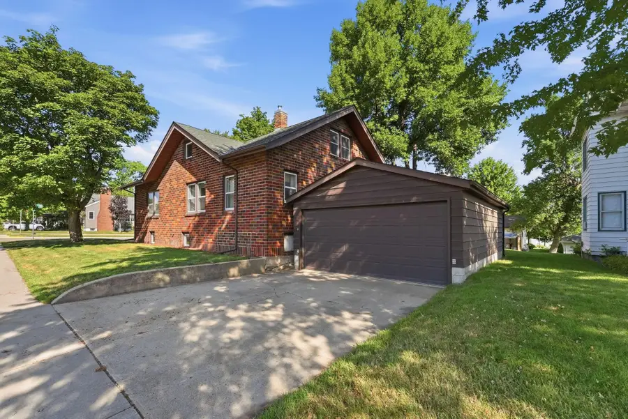 231 Maple Street, Sauk Centre, MN 56378 - #2