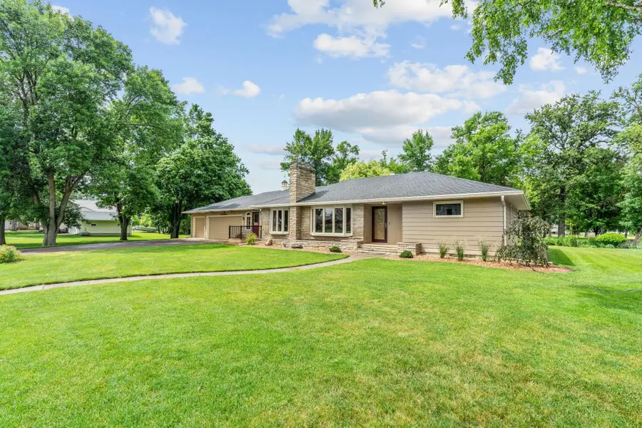 719 Park Avenue, Hamburg, MN 55339 - #2
