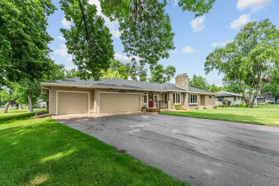 719 Park Avenue, Hamburg, MN 55339 - #3