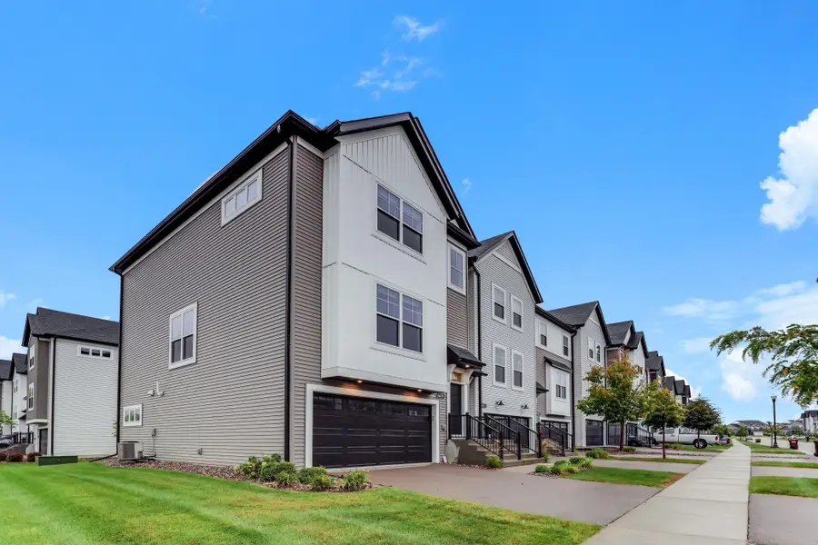 6629 Jody Avenue S, Cottage Grove, MN 55016 - #2