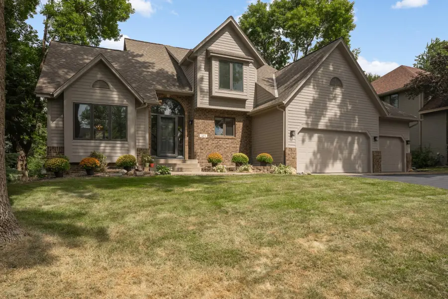1381 Interlachen Drive, Eagan, MN 55123 - #2