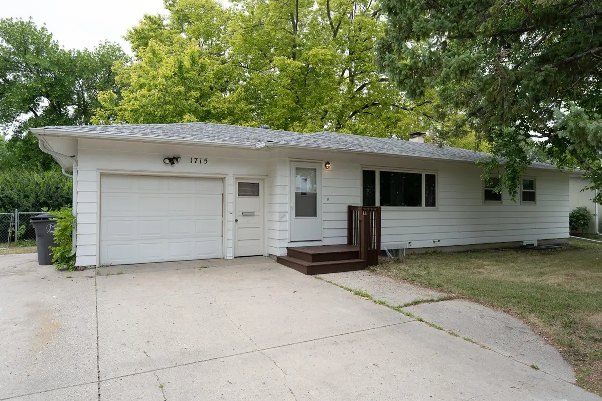 1715 19th Street S, Moorhead, MN 56560 - #1