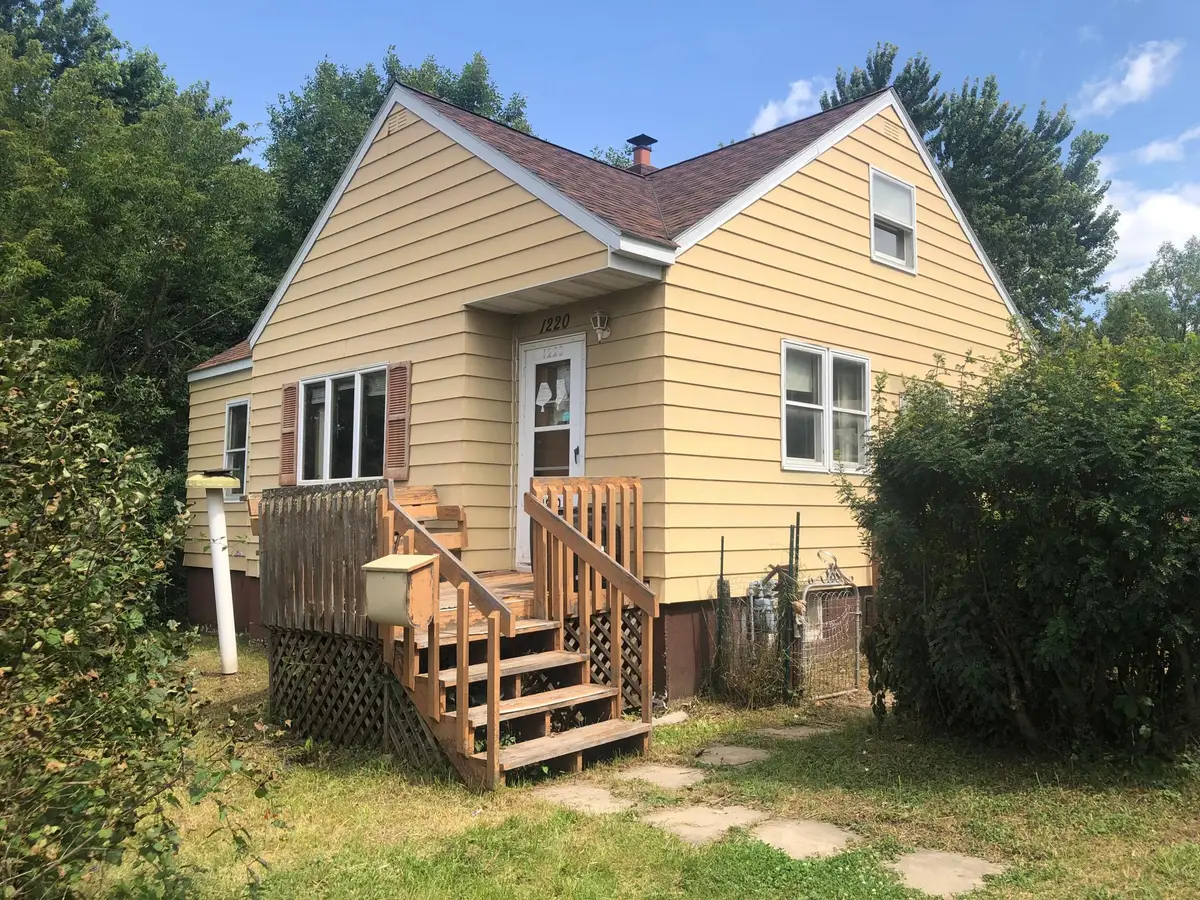1220 14th Avenue E, Hibbing, MN 55746 - #1