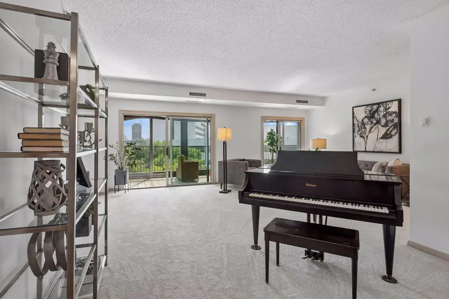 1235 Yale Place #709, Minneapolis, MN 55403 - #3