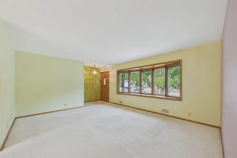 1761 Emerald Drive, New Brighton, MN 55112 - #2