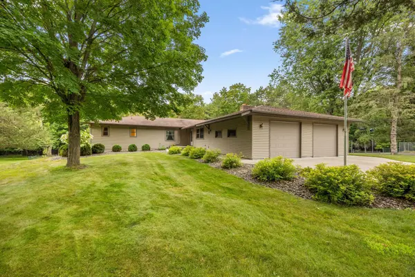 32050 Park Trail, Center City, MN 55012