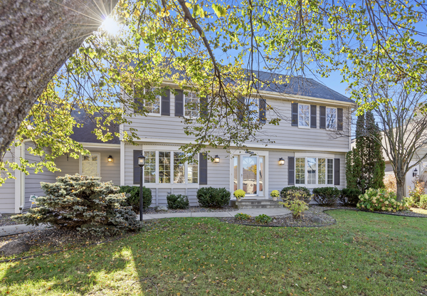 3563 Rae Lane, Woodbury, MN 55125