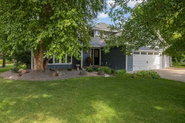 2260 Walnut Creek Drive W, Stillwater, MN 55082