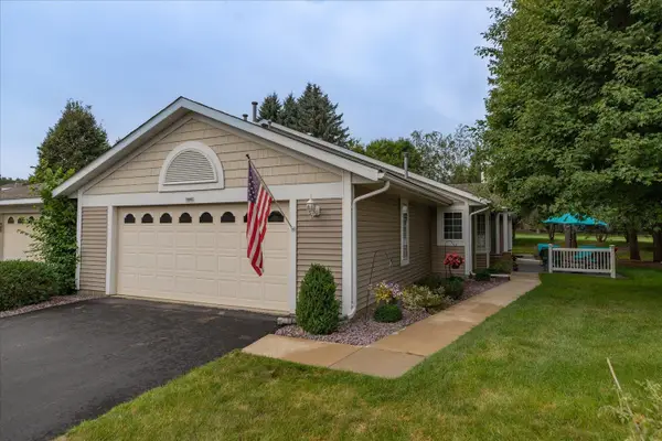 1895 Waterford Place Sw, Rochester, MN 55902