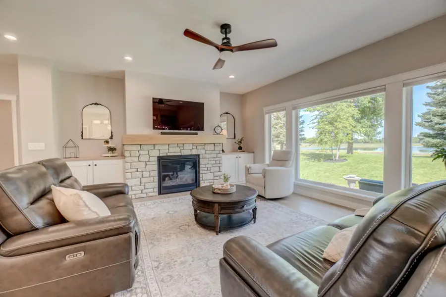 803 11th Street Ne, New Prague, MN 56071 - #3
