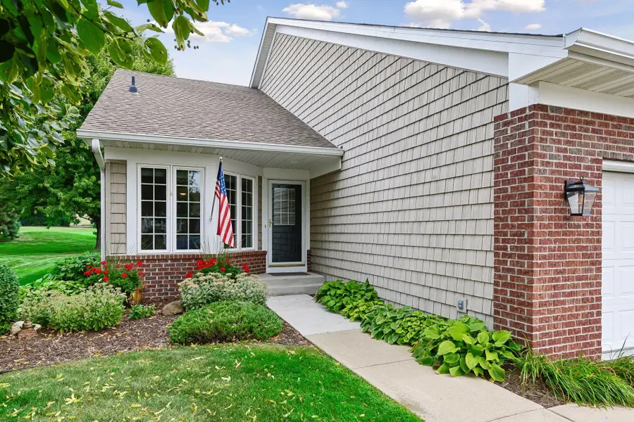 8972 Deer Run Drive, Victoria, MN 55386 - #2