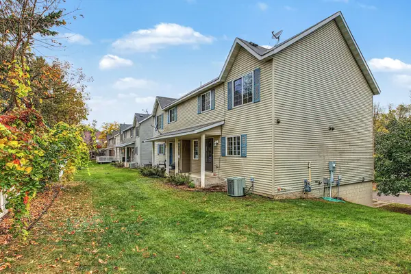 12 City View Lane, Saint Paul, MN 55107