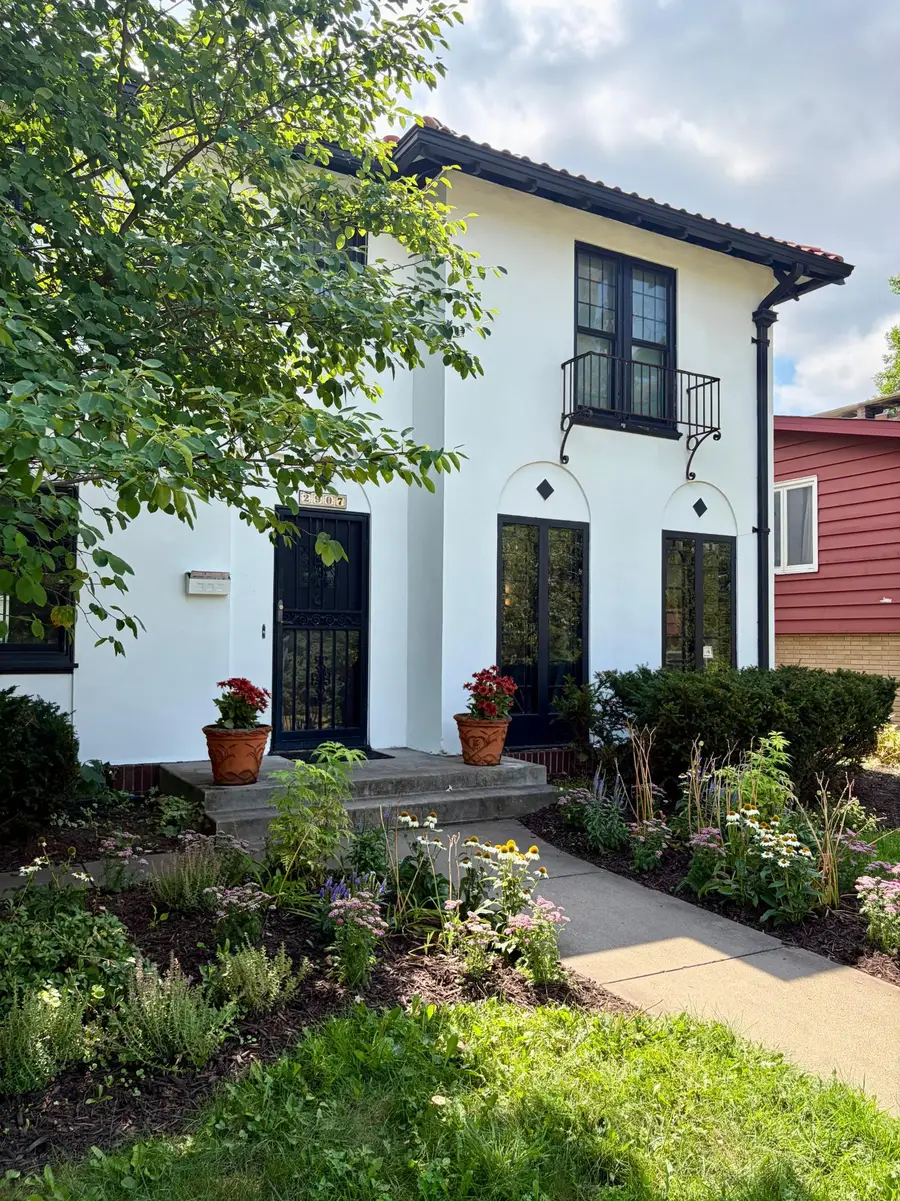 2907 E Minnehaha Parkway, Minneapolis, MN 55417 - #3