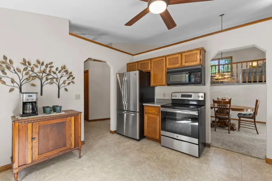 987 Kettle Creek Road, Eagan, MN 55123 - #3