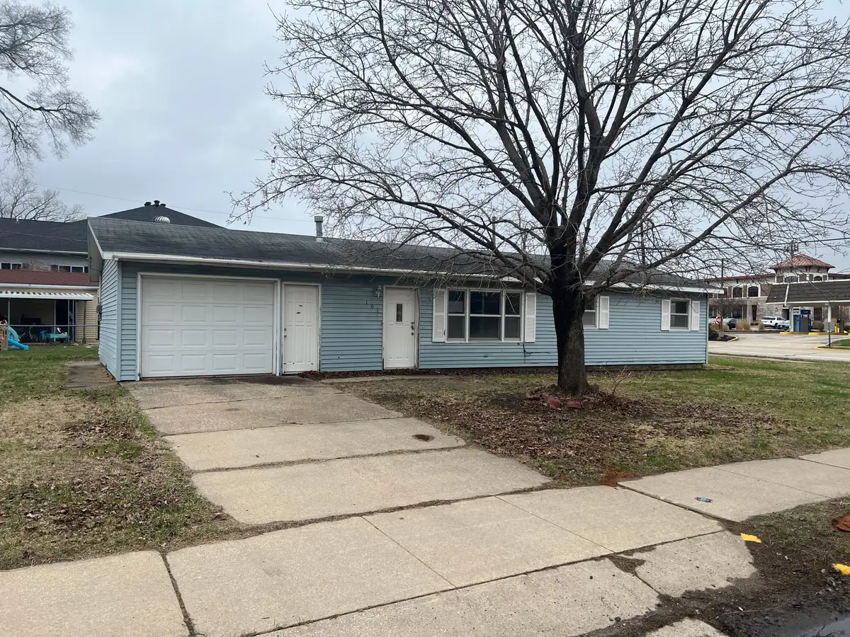 104 12th Avenue S, Onalaska, WI 54650 - #1
