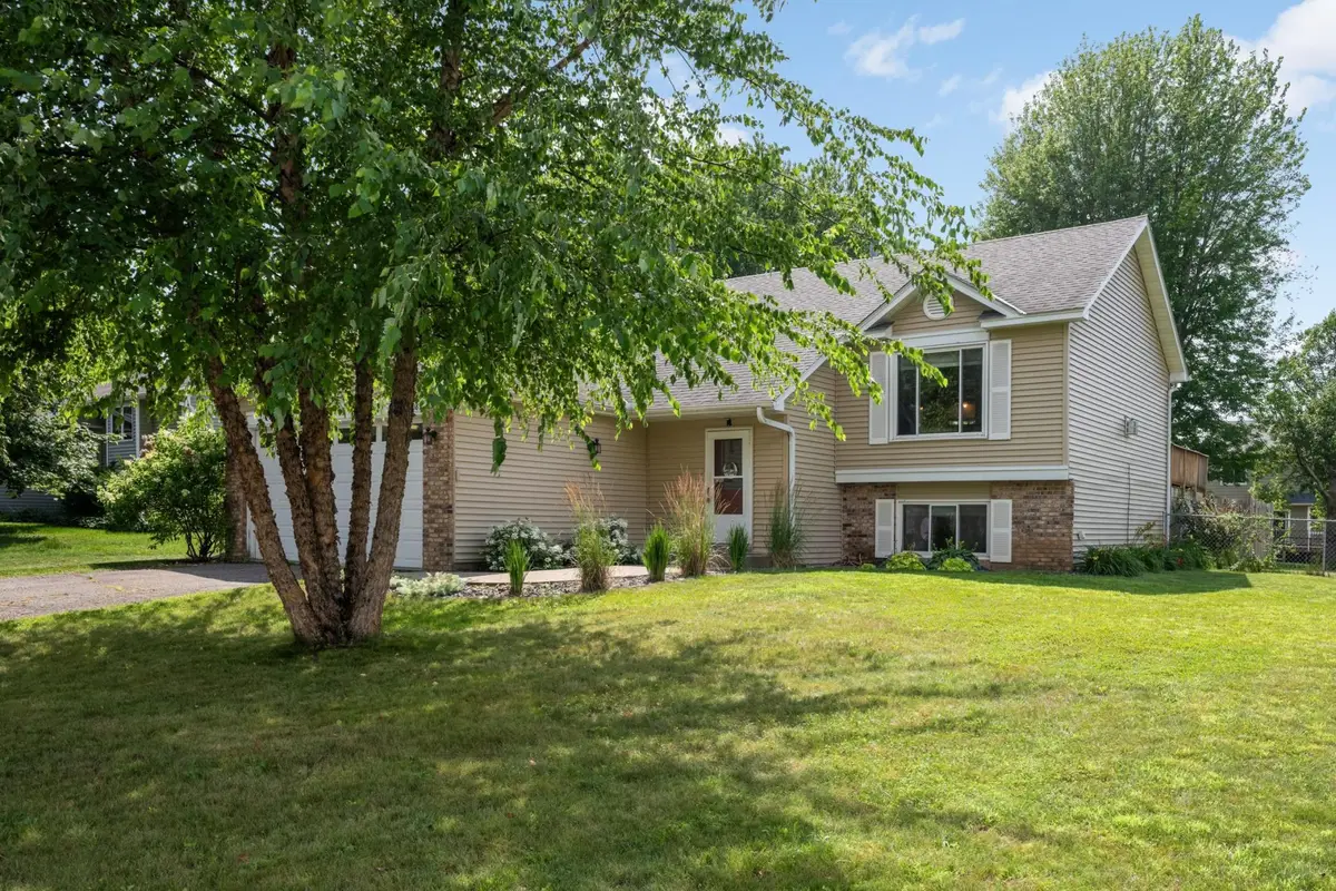 4089 Pennsylvania Avenue, Eagan, MN 55123 - #1