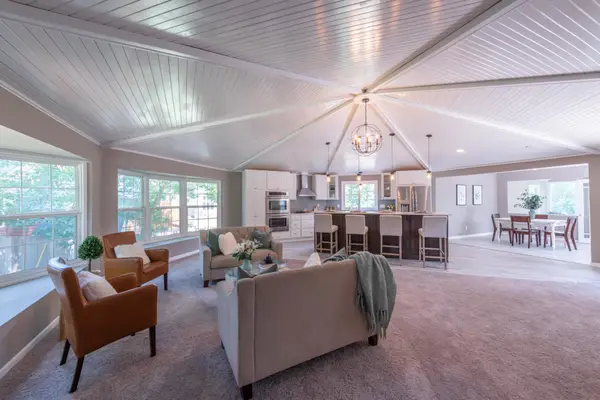 7008 River Road, Inver Grove Heights, MN 55076