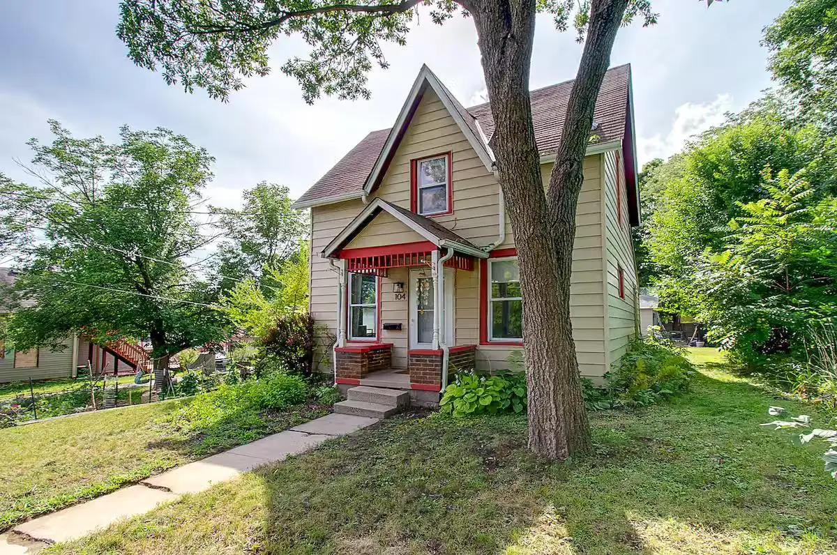 104 Linden Street S, Northfield, MN 55057 - #1