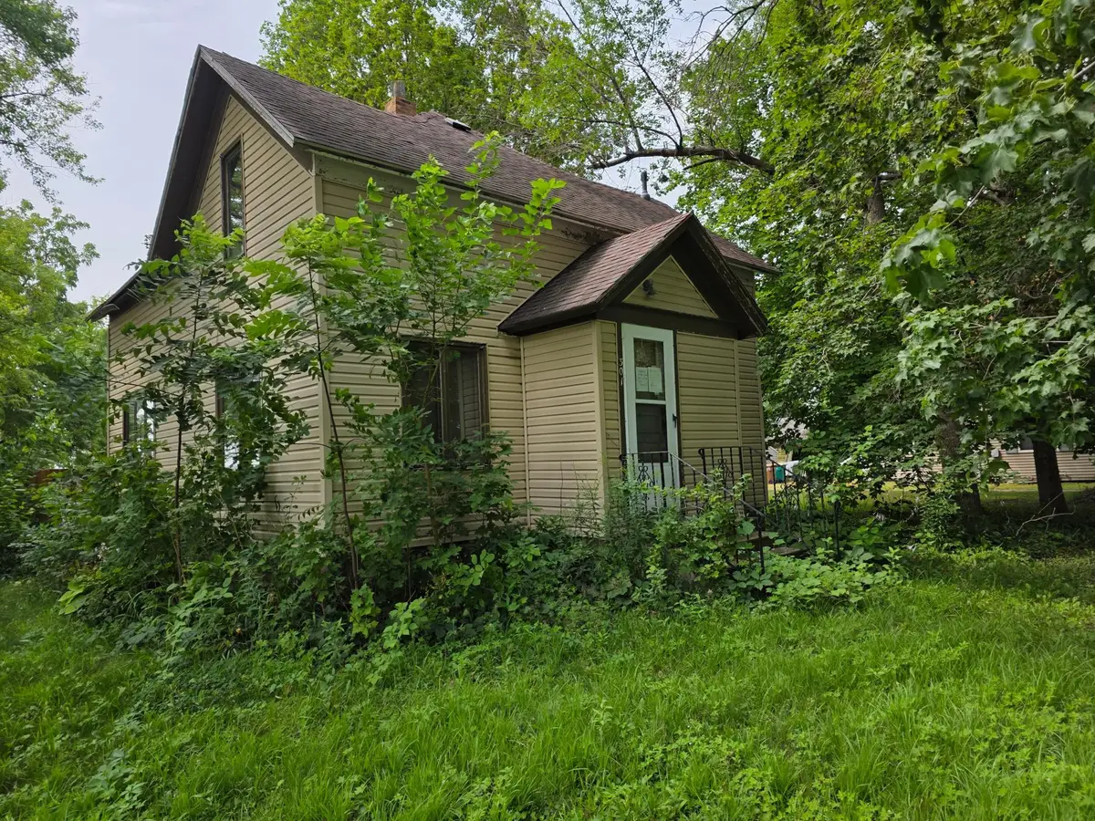 301 Main Street W, Clarks Grove, MN 56016 - #1