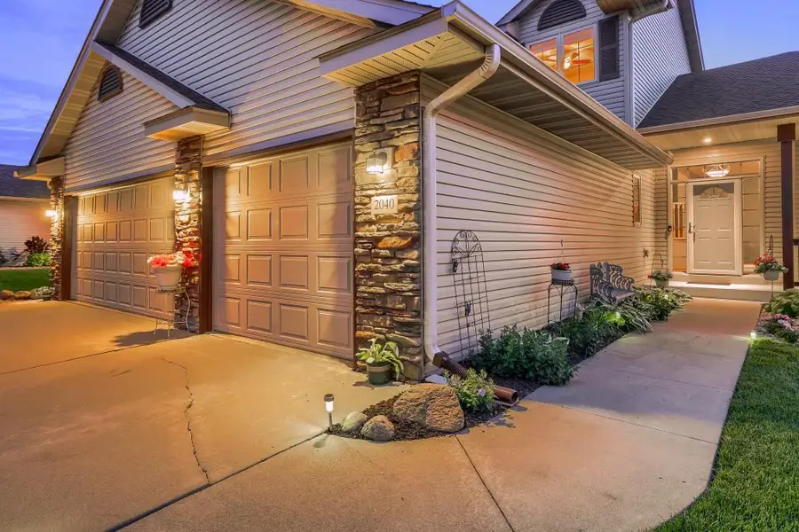 2040 Staghorn Drive, Shakopee, MN 55379 - #3